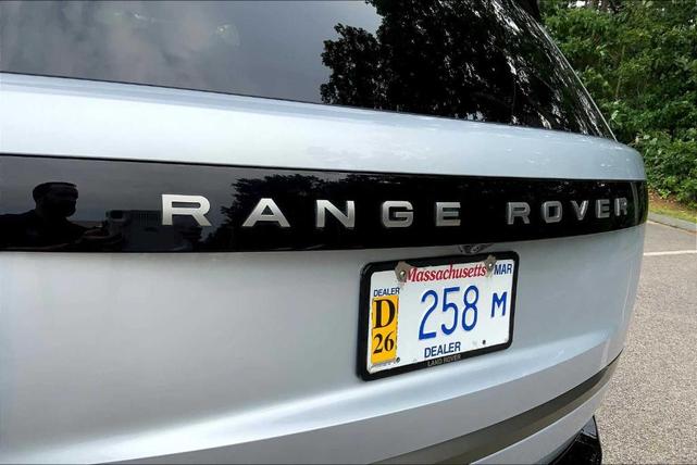 Photo of 2024 Hakuba Silver Land Rover Range Rover
