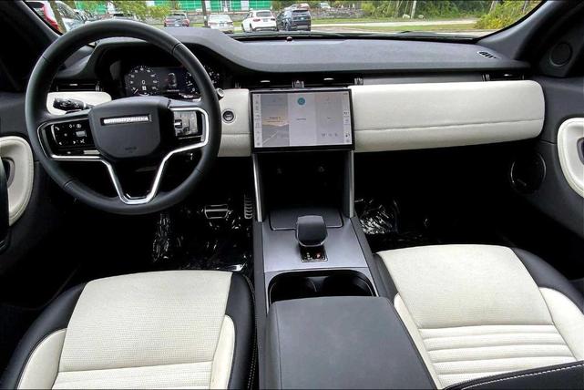 Photo of 2025 Varesine Blue Land Rover Discovery Sport