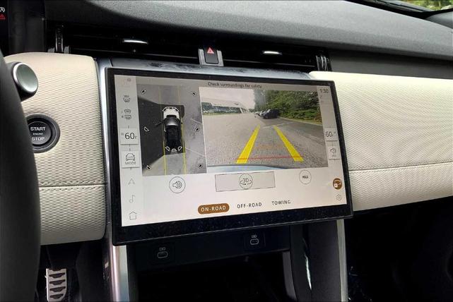 Photo of 2025 Varesine Blue Land Rover Discovery Sport