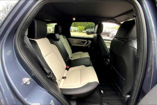 Photo of 2025 Varesine Blue Land Rover Discovery Sport