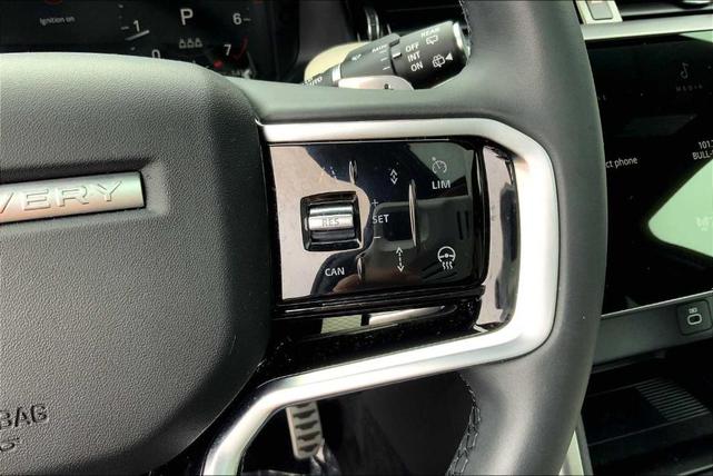Photo of 2025 Varesine Blue Land Rover Discovery Sport