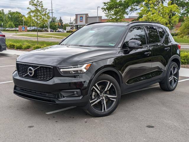 2022 Volvo XC40