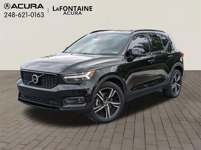 2022 Volvo XC40