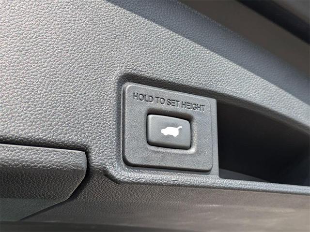 Photo of 2023 Lunar Silver Metallic Acura RDX