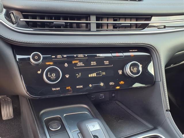 Photo of 2024 Diamond Black INFINITI QX60