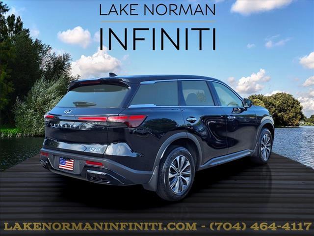 Photo of 2024 Diamond Black INFINITI QX60