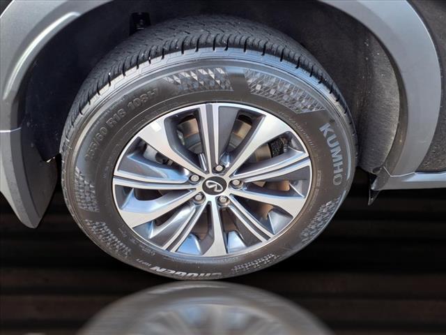 Photo of 2024 Diamond Black INFINITI QX60