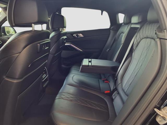 Photo of 2020 Black Sapphire Metallic BMW X6