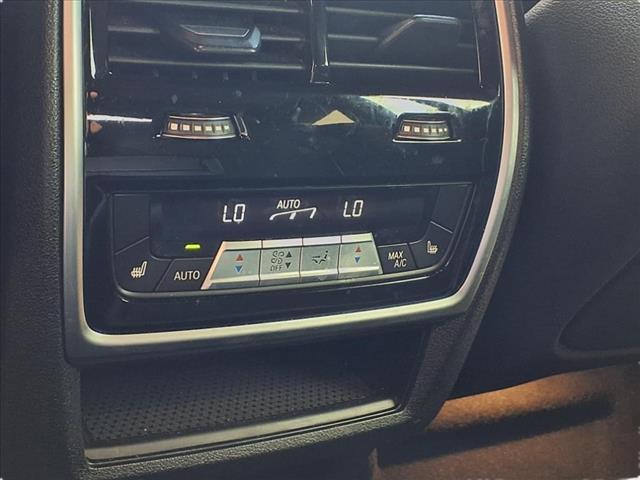 Photo of 2020 Black Sapphire Metallic BMW X6