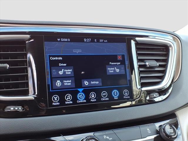 Photo of 2017 Jazz Blue Pearlcoat Chrysler Pacifica