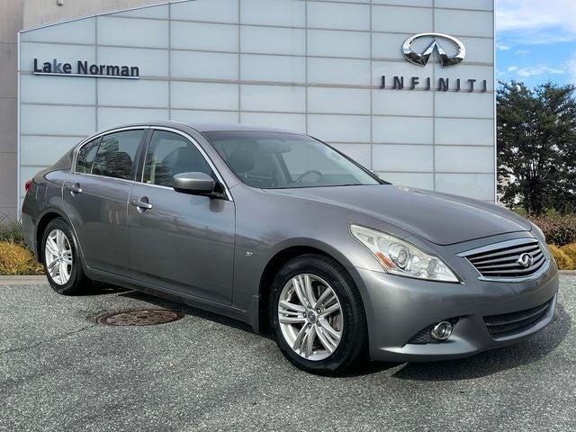 2015 Infiniti Q40