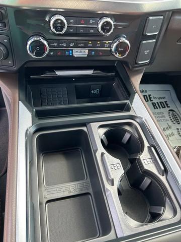 Photo of 2025 White Metallic Ford F-250