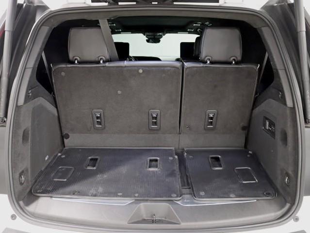 Photo of 2021 Crystal White Tricoat Cadillac Escalade