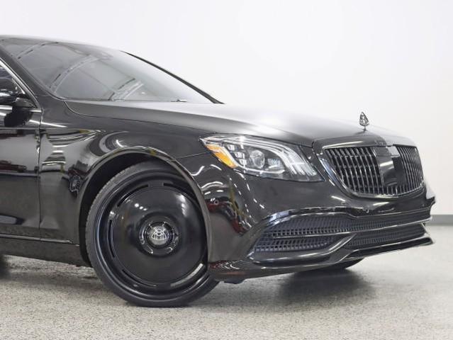Photo of 2020 Obsidian Black Metallic Mercedes-Benz Maybach S 560