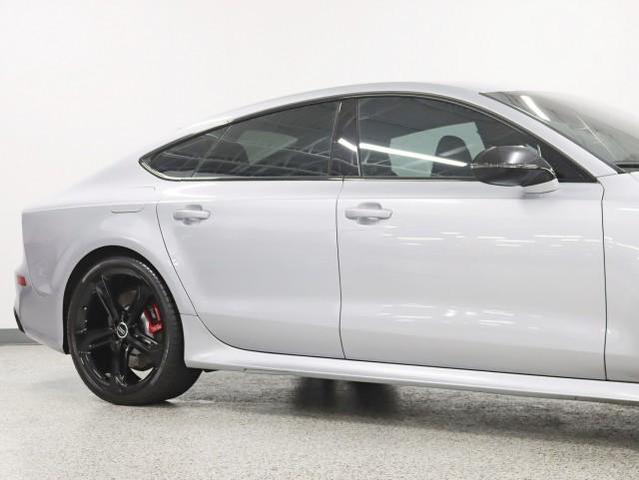 Photo of 2017 Florett Silver Metallic Audi RS 7