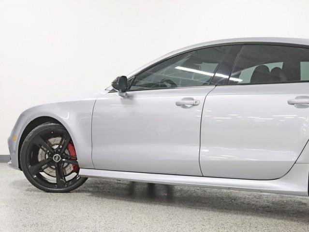 Photo of 2017 Florett Silver Metallic Audi RS 7