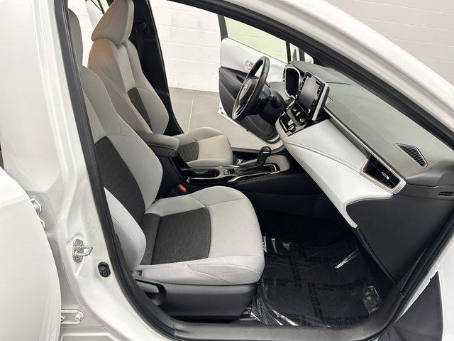 Photo of 2022 White Toyota Corolla Hatchback