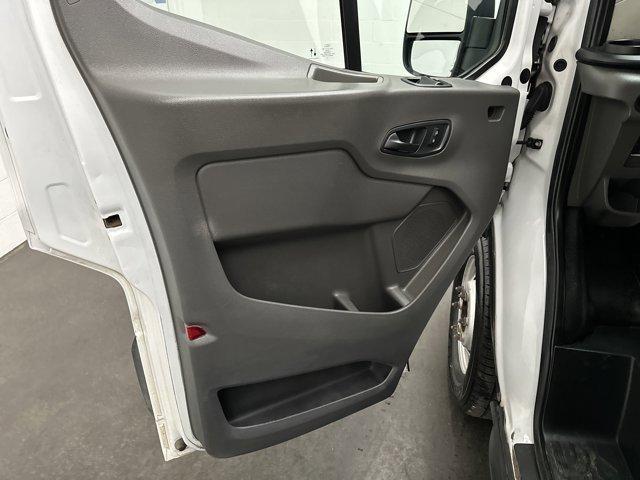 Photo of 2022 Oxford White Ford Transit-150