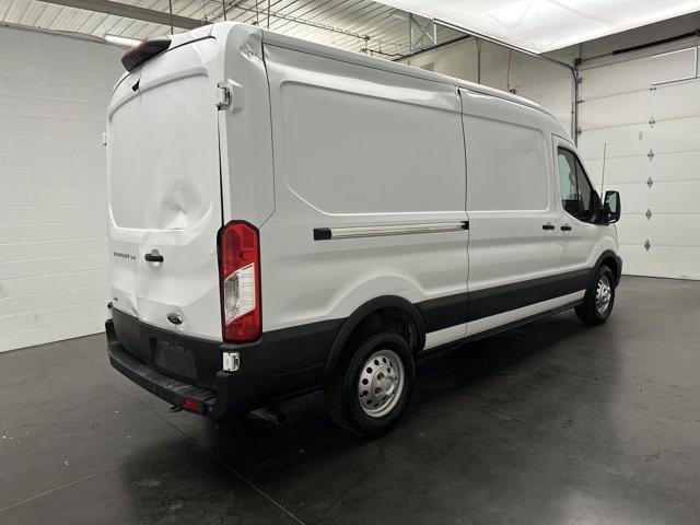 Photo of 2022 Oxford White Ford Transit-150