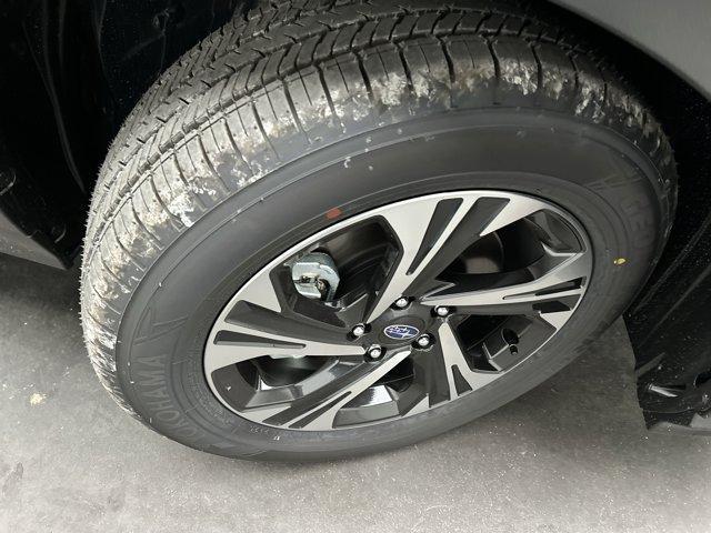 Photo of 2025 Magnetite Gray Metallic Subaru Crosstrek