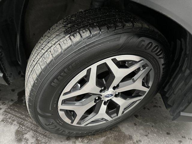 Photo of 2022 Magnetite Gray Metallic Subaru Forester