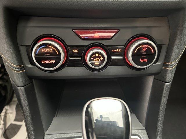 Photo of 2018 Crystal White Pearl Subaru Crosstrek