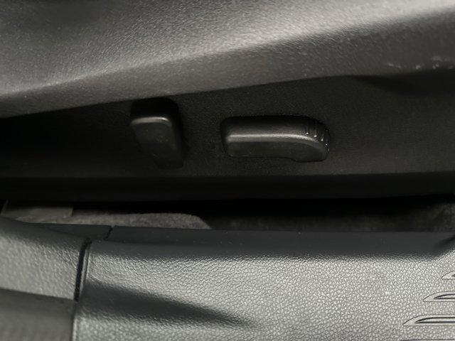Photo of 2023 Crystal White Pearl Subaru Legacy