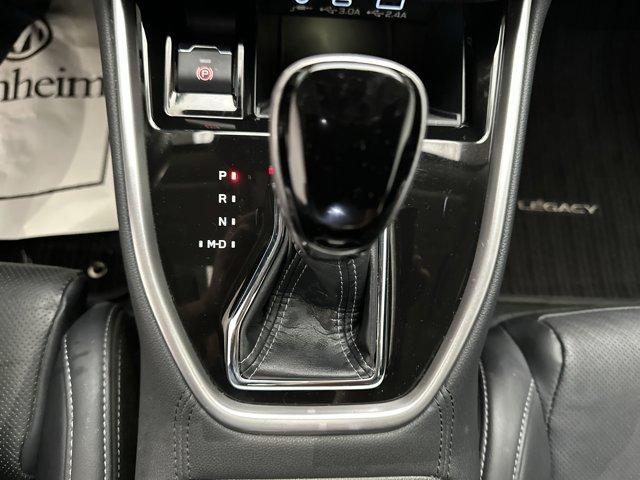 Photo of 2023 Crystal White Pearl Subaru Legacy