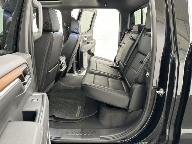 Photo of 2024 Onyx Black GMC Sierra 1500