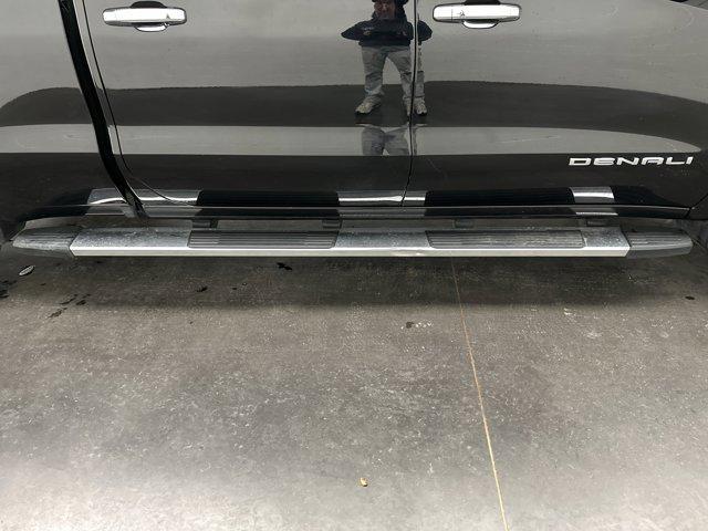 Photo of 2024 Onyx Black GMC Sierra 1500