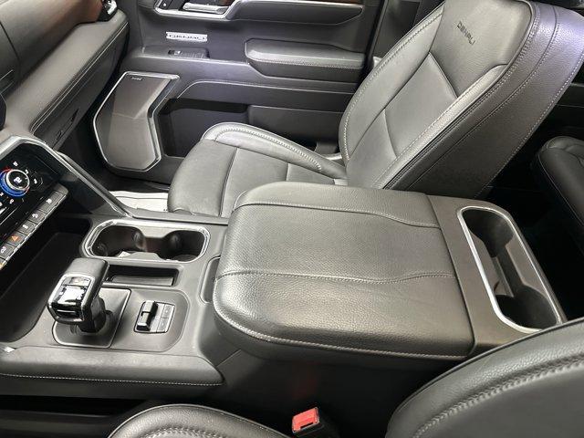 Photo of 2024 Onyx Black GMC Sierra 1500