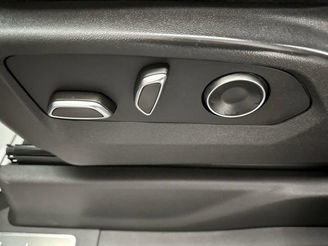Photo of 2024 Onyx Black GMC Sierra 1500