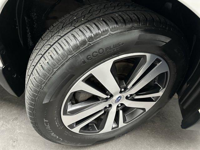 Photo of 2019 Crystal White Pearl Subaru Outback
