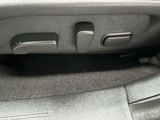 Photo of 2019 Crystal White Pearl Subaru Outback