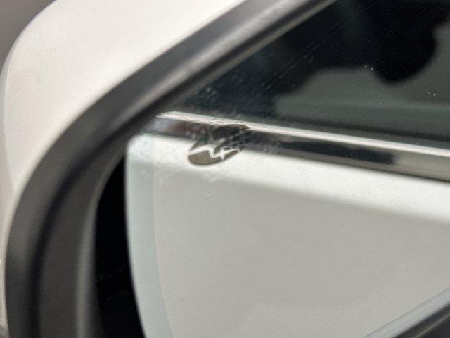 Photo of 2019 Crystal White Pearl Subaru Outback