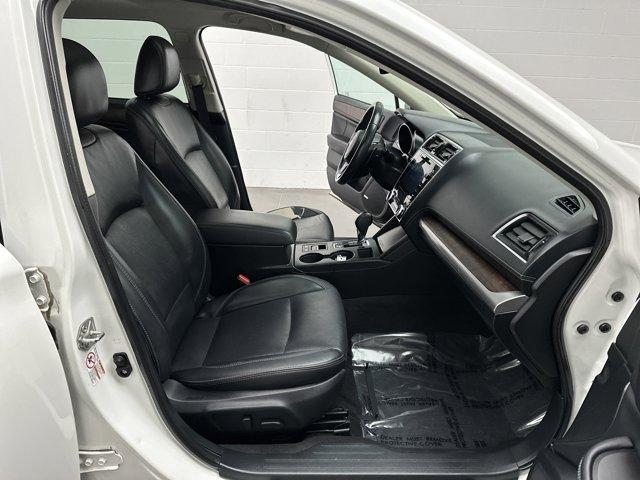 Photo of 2019 Crystal White Pearl Subaru Outback