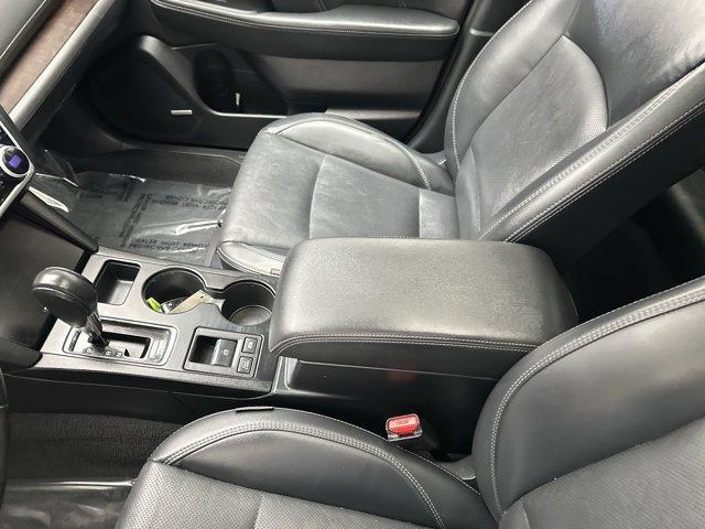 Photo of 2019 Crystal White Pearl Subaru Outback
