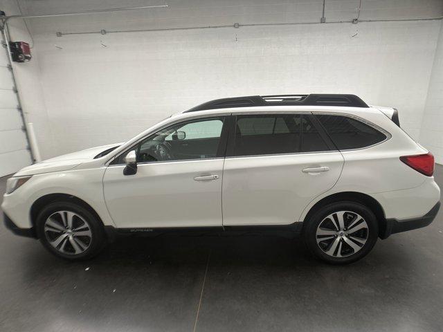 Photo of 2019 Crystal White Pearl Subaru Outback