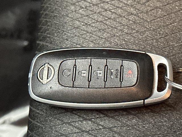 Photo of 2024 Gun Metallic Nissan Rogue