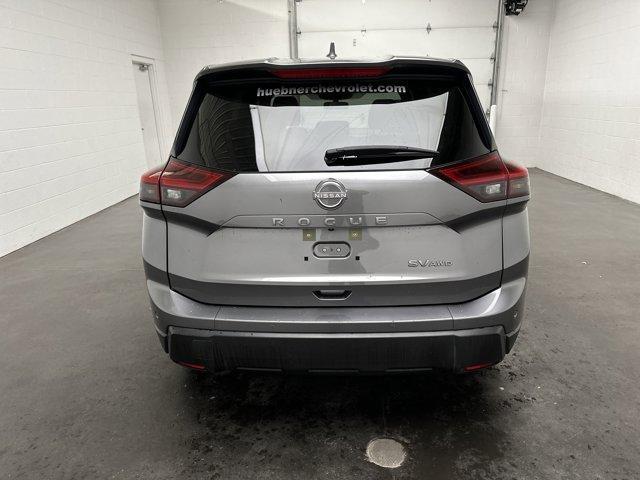 Photo of 2024 Gun Metallic Nissan Rogue