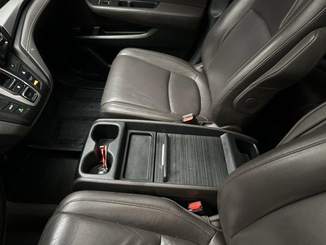 Photo of 2019 Pacific Pewter Metallic Honda Odyssey