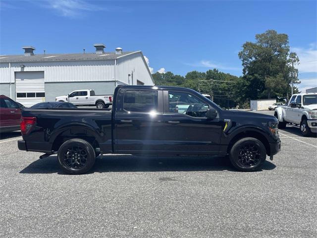 Photo of 2025 Agate Black Metallic Ford F-150
