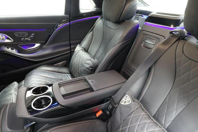 Photo of 2019 Black Mercedes-Benz Maybach S 560