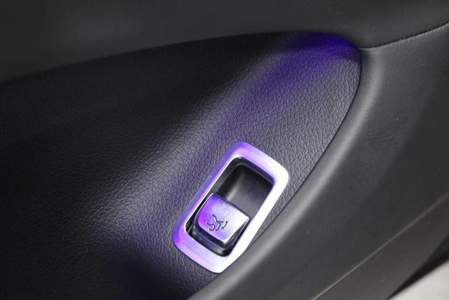 Photo of 2019 Black Mercedes-Benz Maybach S 560