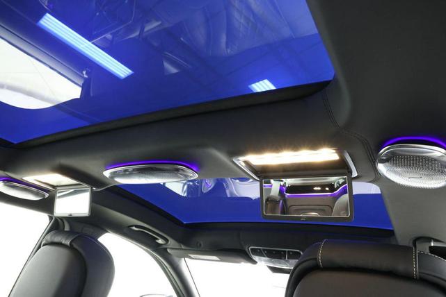 Photo of 2019 Black Mercedes-Benz Maybach S 560