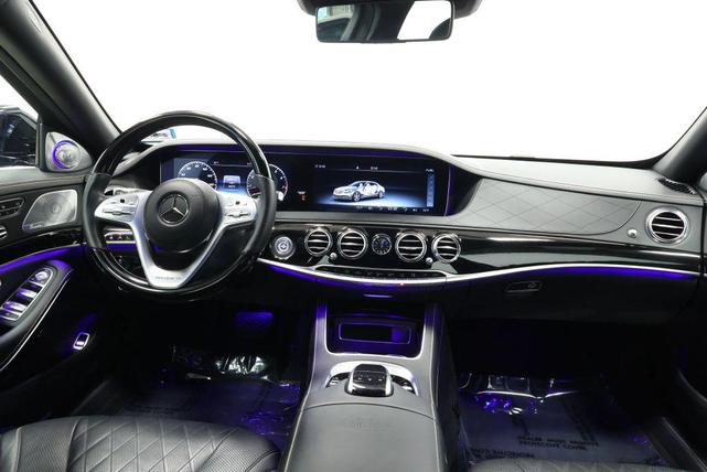 Photo of 2019 Black Mercedes-Benz Maybach S 560
