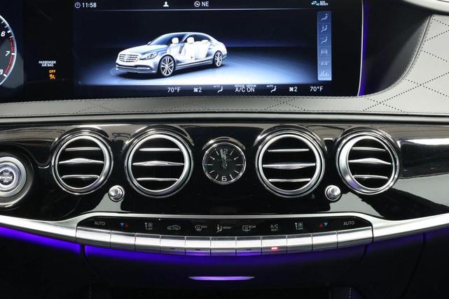 Photo of 2019 Black Mercedes-Benz Maybach S 560