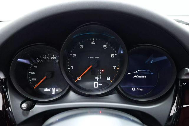 Photo of 2021 Black Porsche Macan