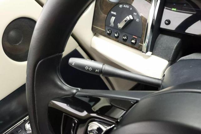 Photo of 2014 Blue Rolls-Royce Wraith