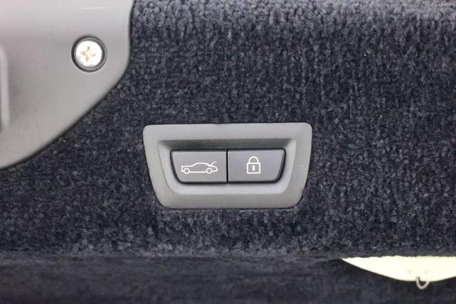 Photo of 2014 Blue Rolls-Royce Wraith